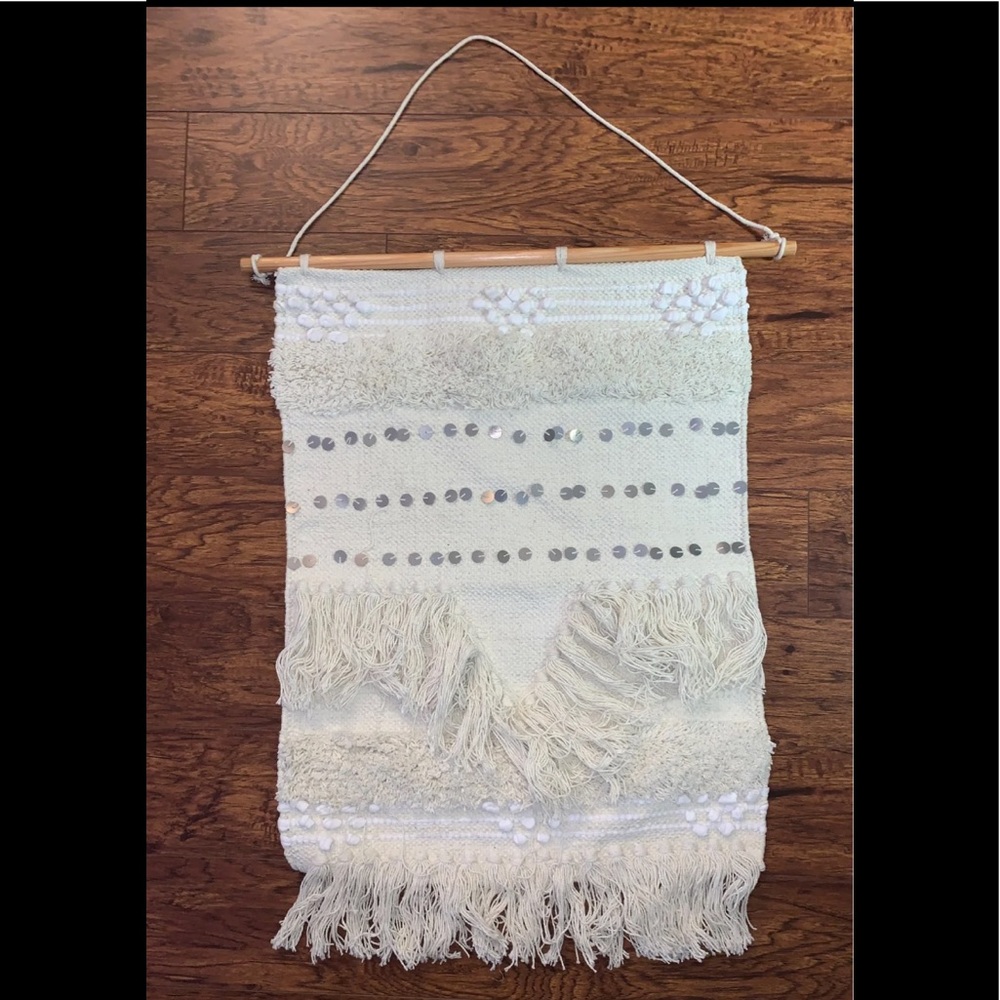 Macrame wall hanging